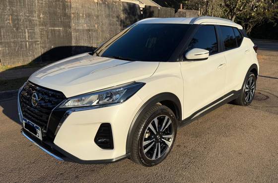 NISSAN KICKS 1.6 16V FLEXSTART ADVANCE XTRONIC NISSAN KICKS 1.6 16V FLEXSTART ADVANCE XTRONIC